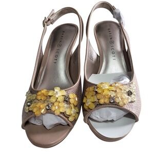 Karen Scott Dress Sandals Floral Embellished Slingback‎ Heels Beige Size 7
